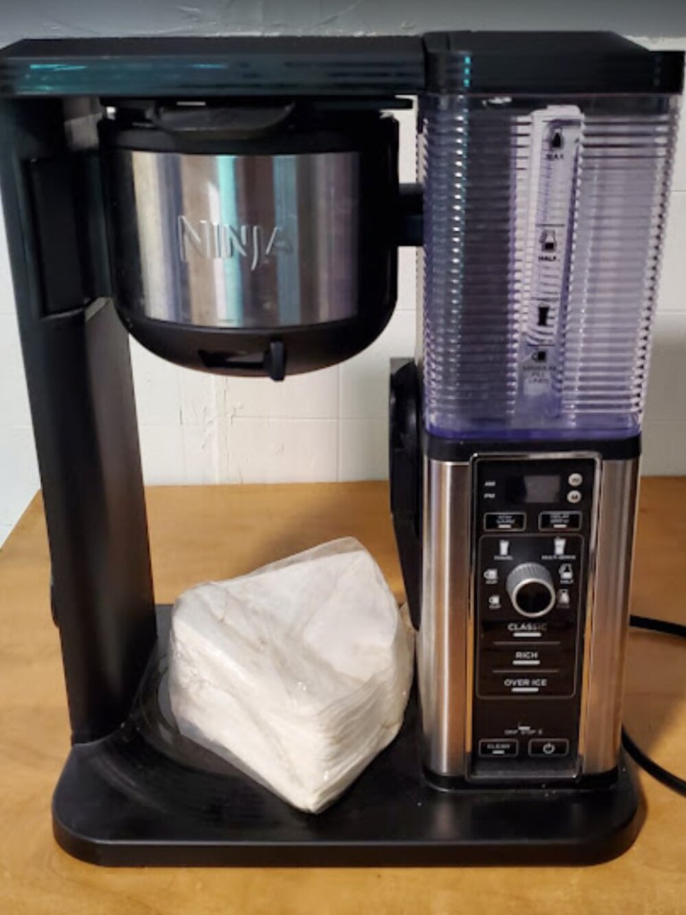 NINJA specialty coffee maker